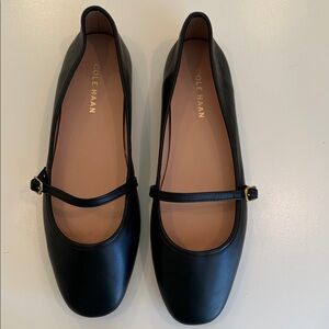 New Cole Haan Black Leather Mary Jane Flats. Size 7B.